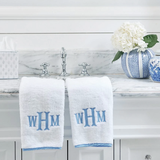 Weezie Piped Edge Hand Towels (pair)