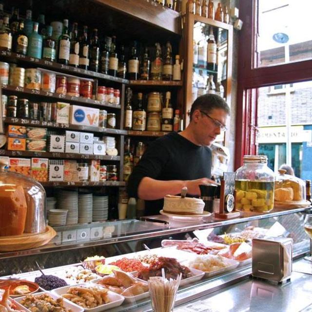 Lunch at Quimet y Quimet | Barcelona, Spain