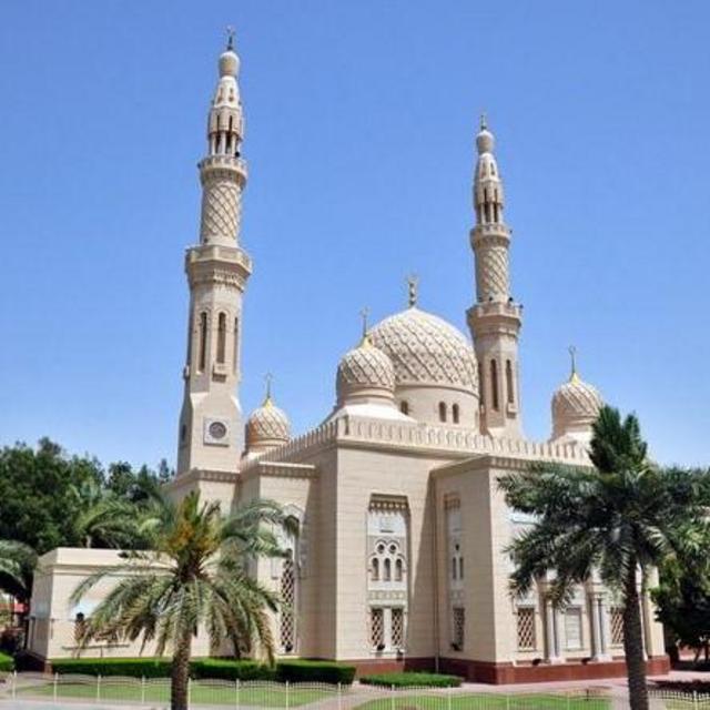Tour Jumeirah Mosque