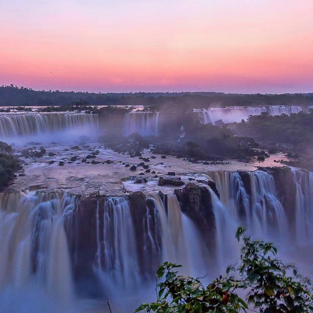 Honeymoon Adventure - Iguazu Falls Tour and Boat Ride
