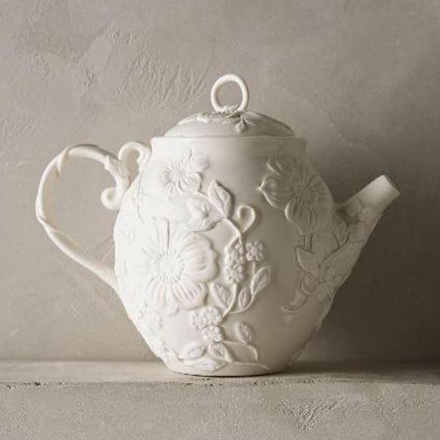 Petal Vines Teapot Ivory