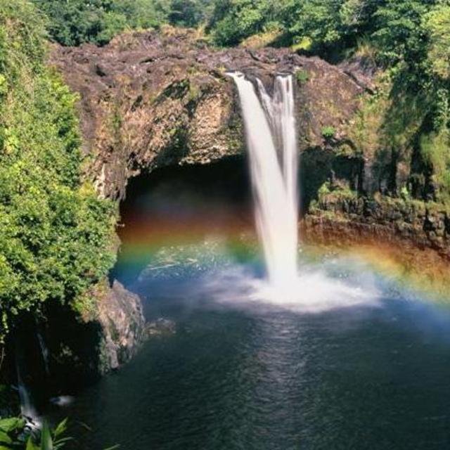 Big Island's Volcanoes National Park & Rainbow Falls Day Trip (1 each)