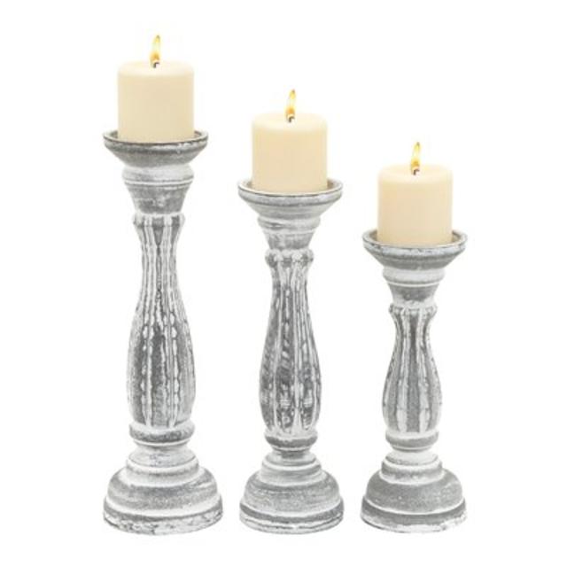 Woodland Imports 98761 Traditional Pillar Shaped Candle Holders (Set of 3), Weathered White