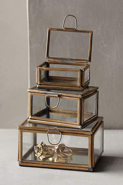 Mirrored Image Display Boxes