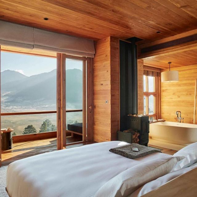 Honeymoon - mountain lodge accommodations