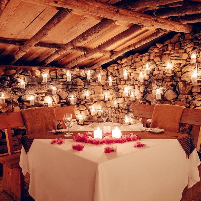Honeymoon - romantic dinner