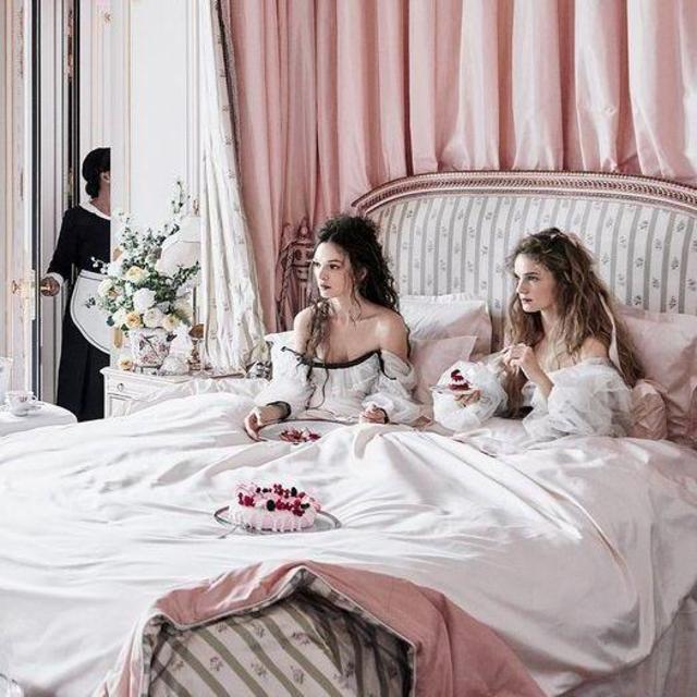 Waking up in Paris