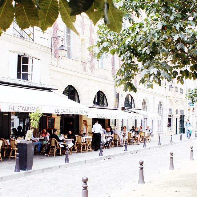 Lunch at Caveau de Palais