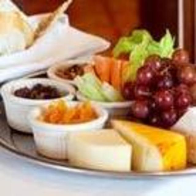 Collection of International Cheeses