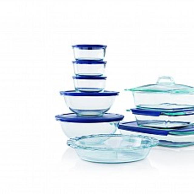 Pyrex® 17-Piece Glass Bakeware Set