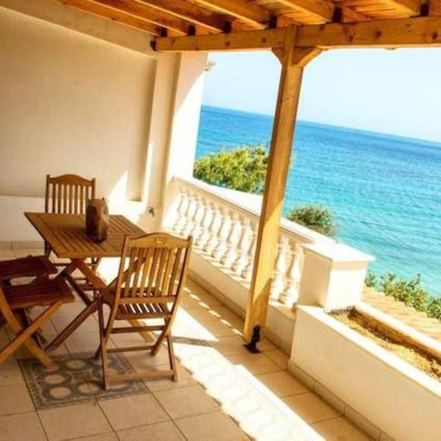 Artemis AirBnB