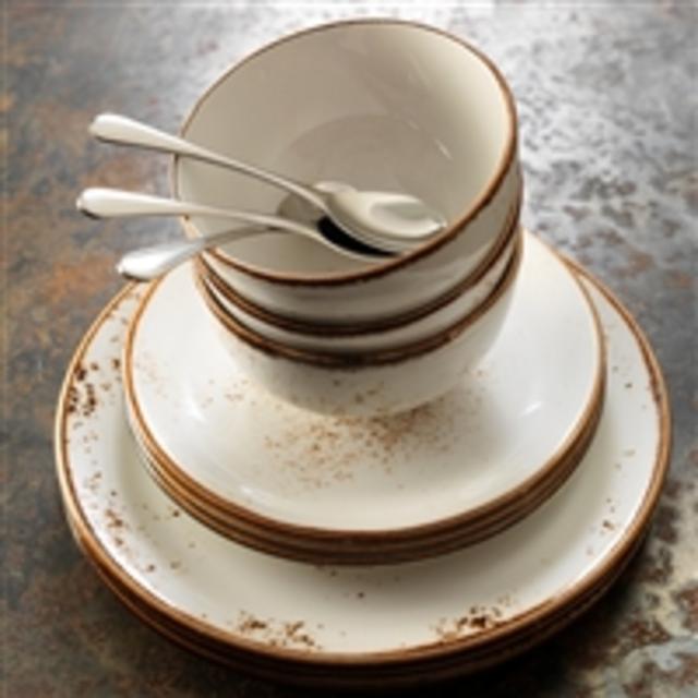 CRAFT WHITE - 16 Piece Set