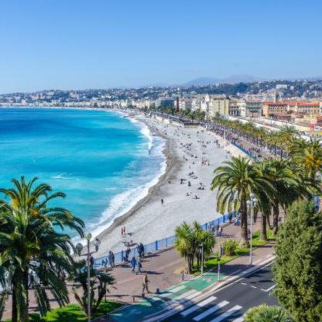 Honeymoon dinner in Nice