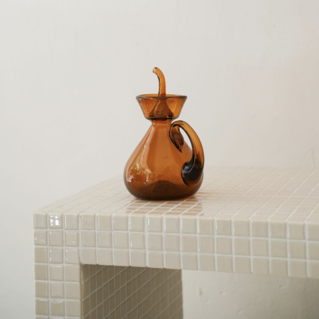 Les Eines Bética Glass Oil Decanter