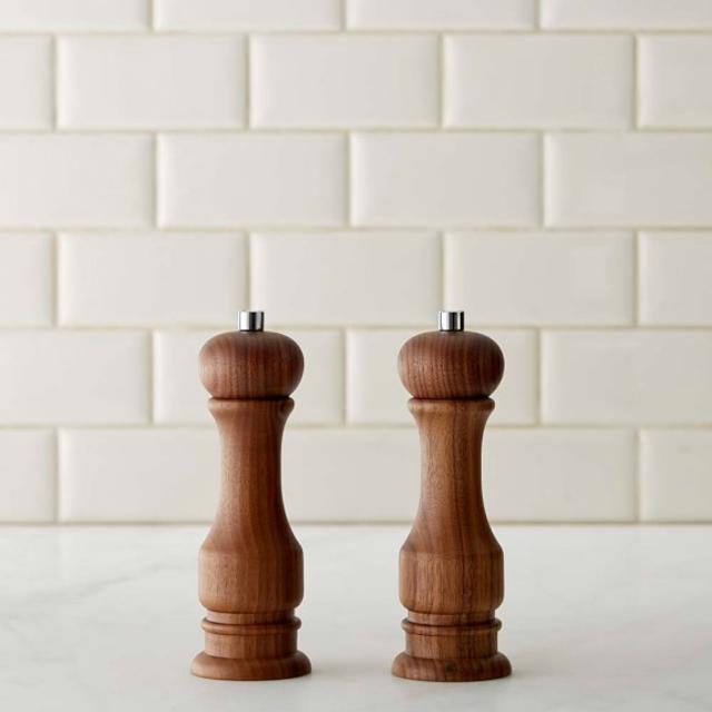 Williams-Sonoma Traditional Walnut Wood Salt & Pepper Mills