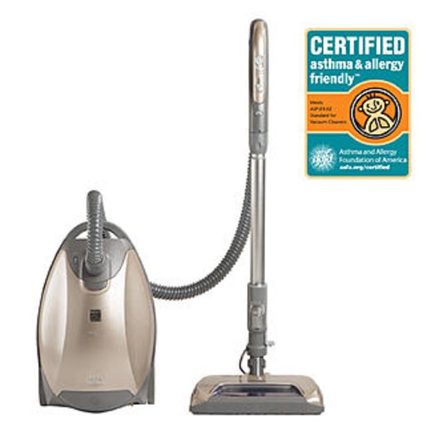 Kenmore Elite Canister Vacuum Cleaner with Ultra Plush™ nozzle - Champagne/Gray