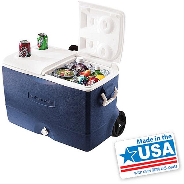 Rubbermaid 5-Day 50-Quart Wheeled Cooler