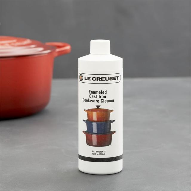 Le Creuset ® Enameled Cast Iron Cookware Cleaner