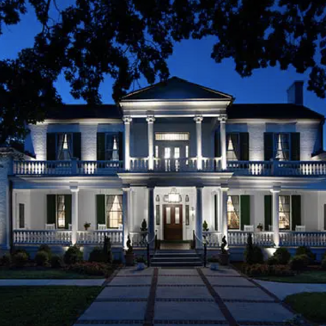 A Night at the Belle Air Mansion