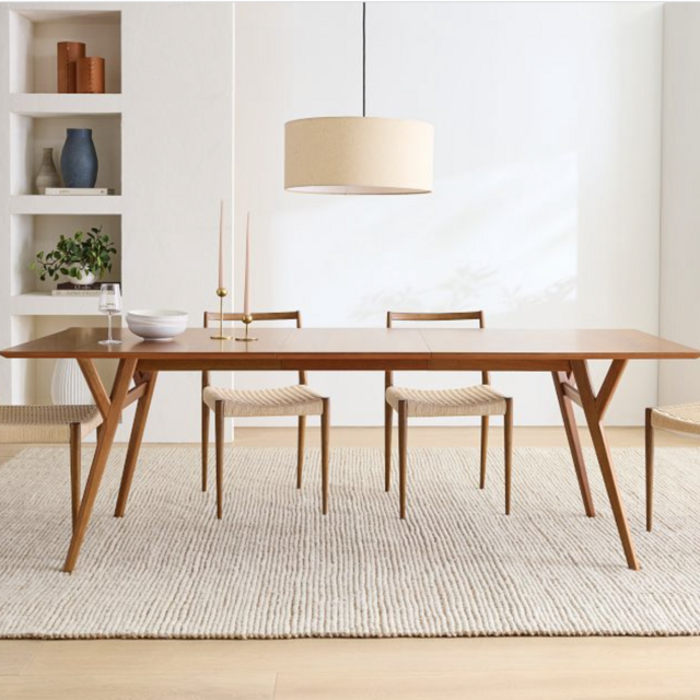 Dining room table