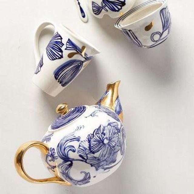 Jardin Des Plantes Tea Set