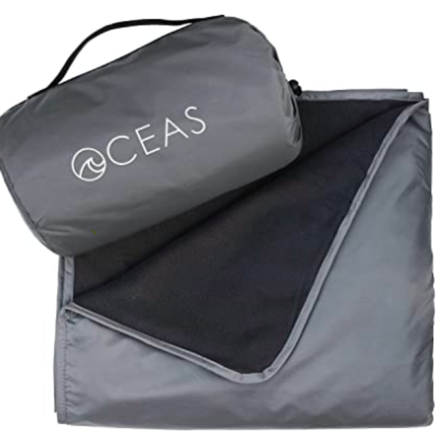 Oceas Outdoor Waterproof Blanket Warm Fleece Great for Camping, Outdoor Festival, Beach, and Picnic Use – Extra Large All Weather and Waterproof Throw Blanket
