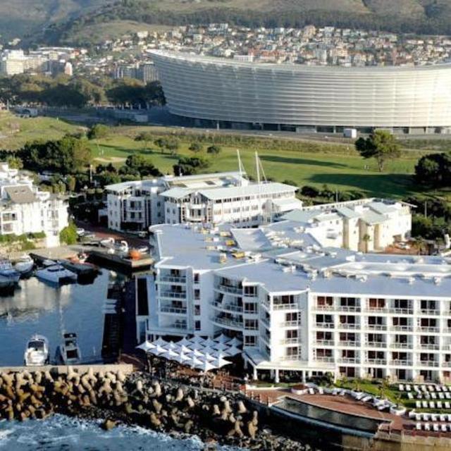 Honeymoon Hotel Accommodations in Capetown