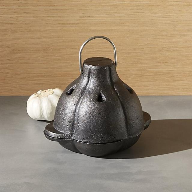 Cast Iron Garlic Roaster