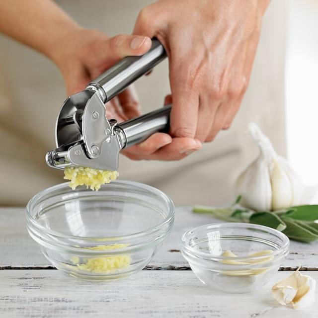 Rösle Garlic Press