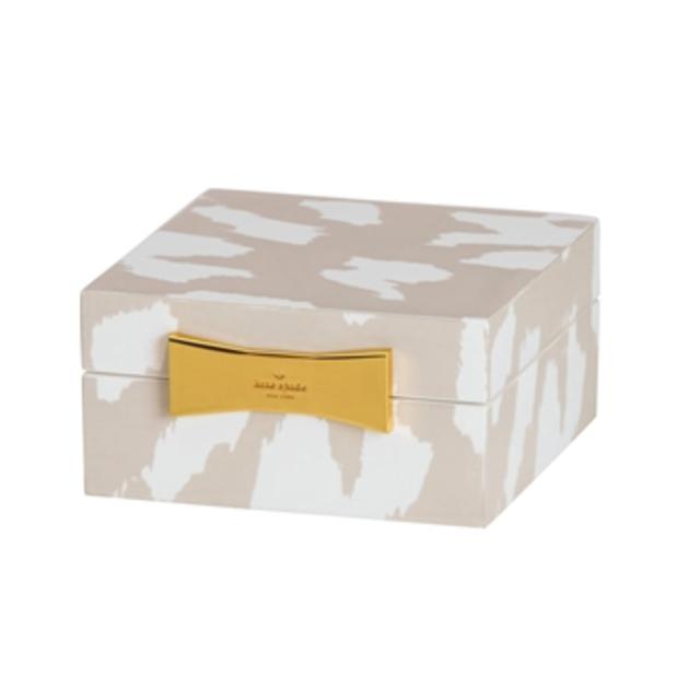 kate spade new york Garden Drive Lacquered Square Jewelry Box