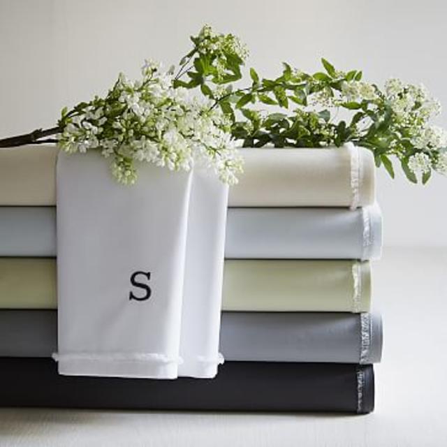 Organic Cotton Frayed-Edge Sheet Set in White Queen