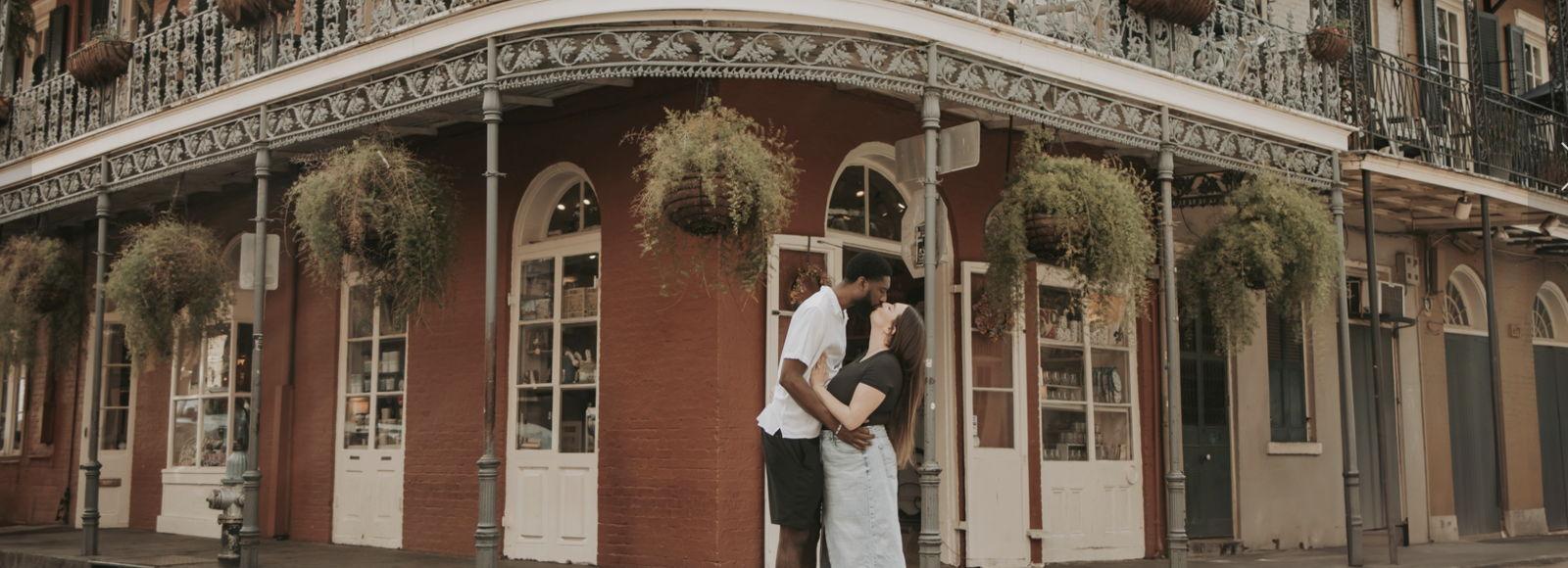 Rachel Scoratow and Tom Williams's Wedding Registry on Zola