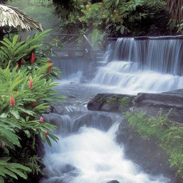 Mini-Moon: Hot Springs