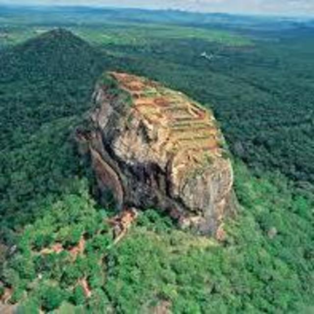 Take a Tour of the Sirigiya World Heritage Site