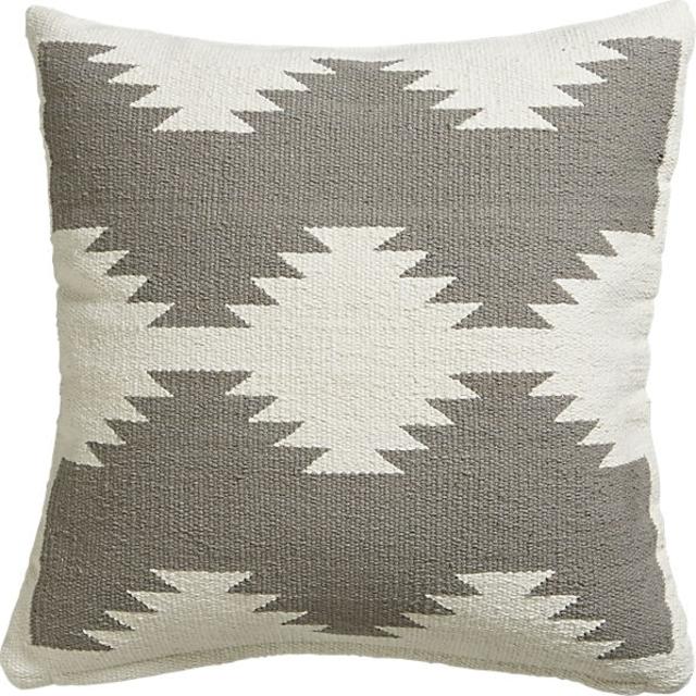 tecca 18" pillow