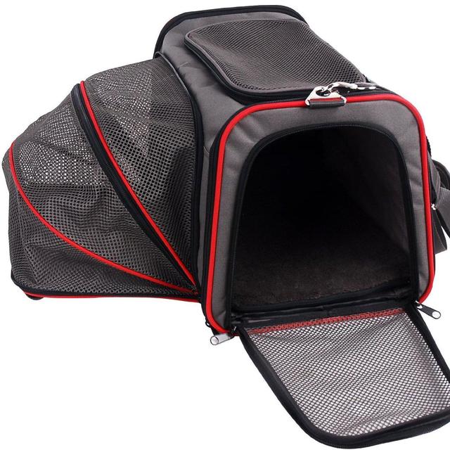 Petsfit Comfort Expandable Foldable Travel Dog Carrier