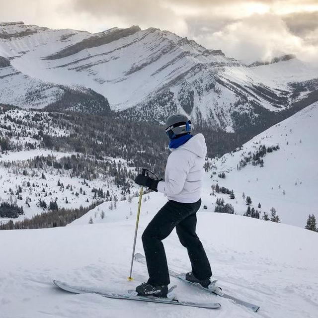Skiing & Gondola Ride