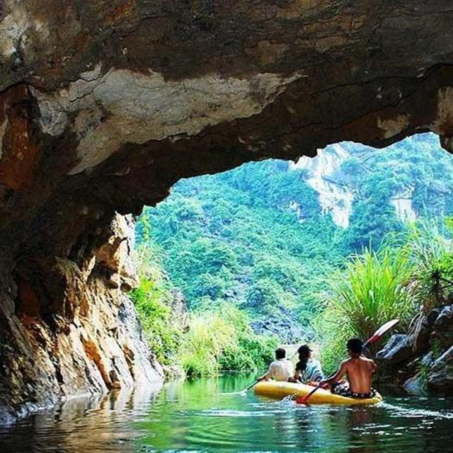 Sea Cave Kayaking at Phang Nga Bay
