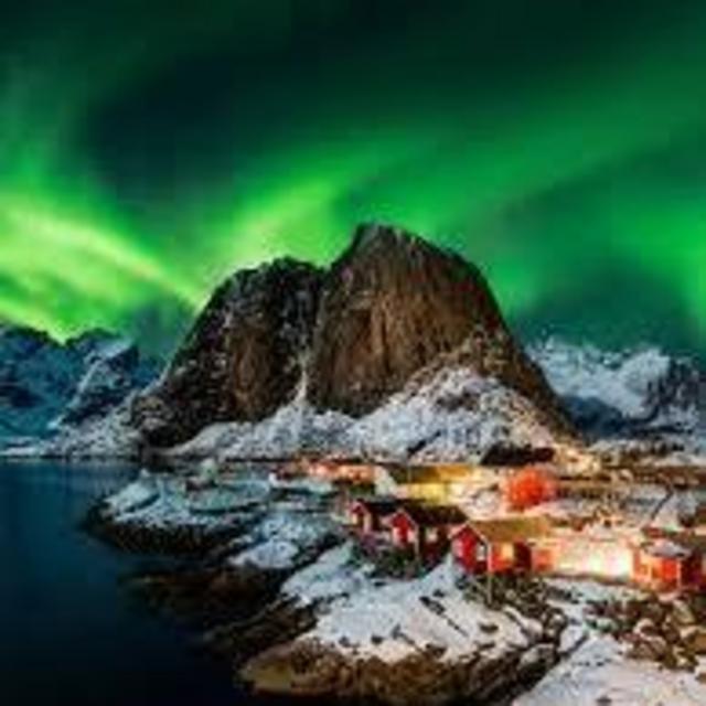 Svolvær Northern Lights Excursion