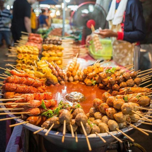 Food Touring Through Vietnam & Cambodia