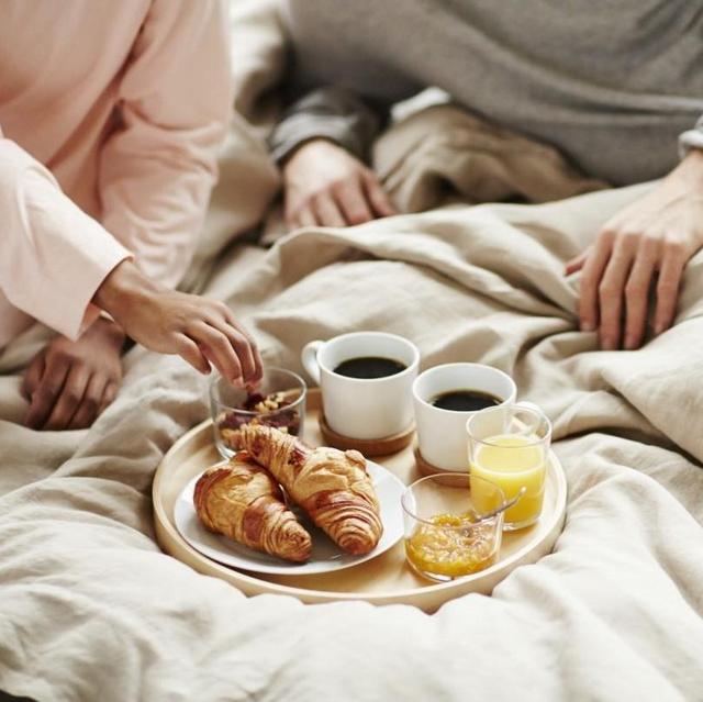 Dinner in Bed