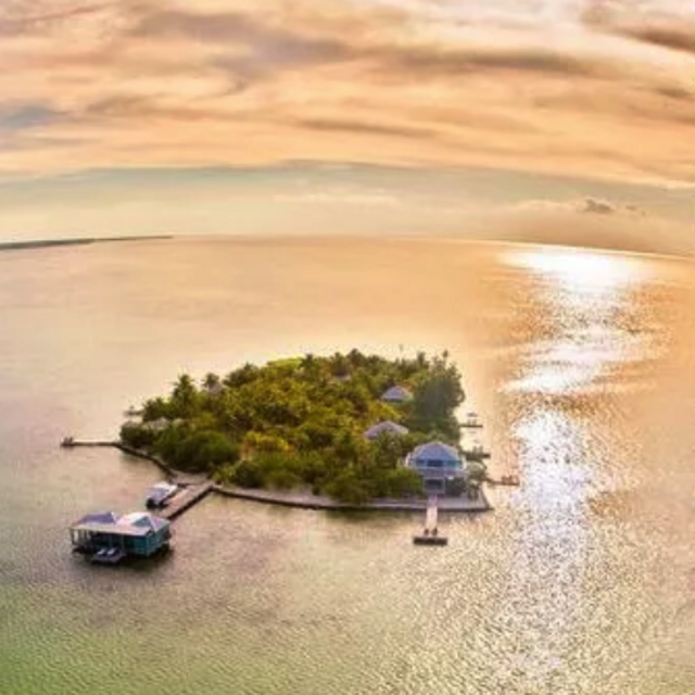 Belize Mini Moon: Snorkeling at the Barrier Reef