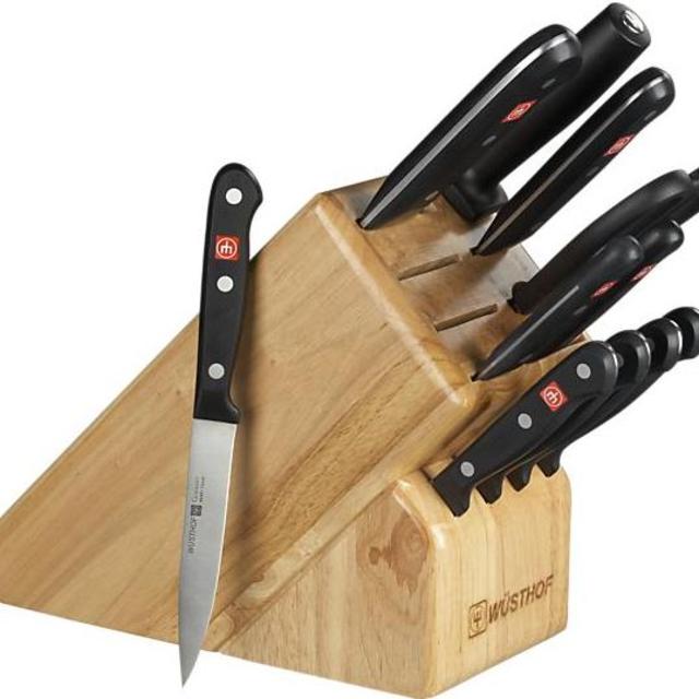 Wüsthof® Gourmet 12-Piece Knife Set