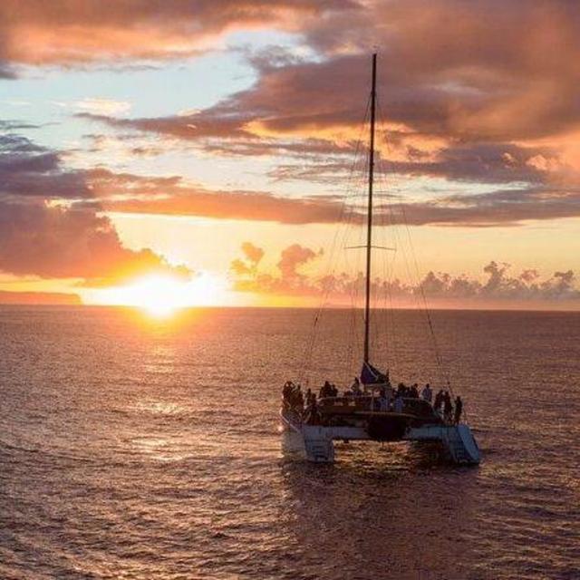 Sunset Dinner Sail