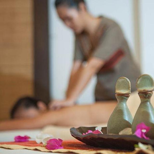 Honeymoon Couples Massage
