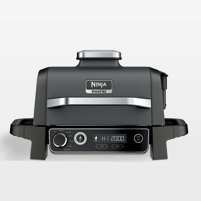 Ninja ® Woodfire ™ Outdoor Grill