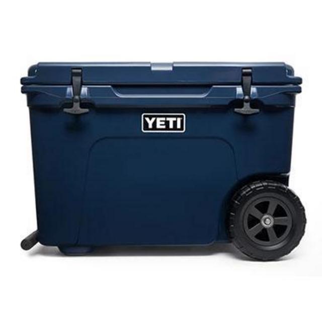 Tundra Haul Hard Cooler in Navy