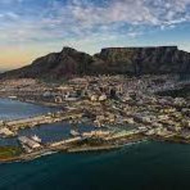 Guided tour of Captetown on our Honeymoon!