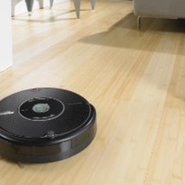 iRobot Roomba 595 Pet Vacuum Cleaning Robot, Black