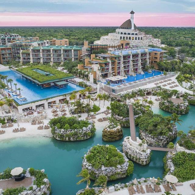 Honeymoon Resort - Hotel Xcaret Arte!
